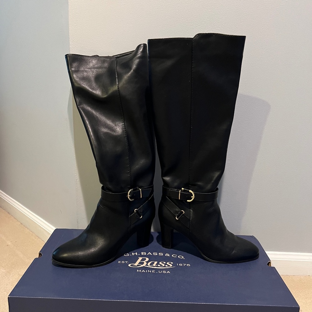 BASS “HEATHER” extended calf faux leather boot size 9